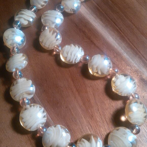 Champagne Color Murano Glass Beaded Silvertone Brass Necklace (20 to 22 Inch) - Picture 7 of 15